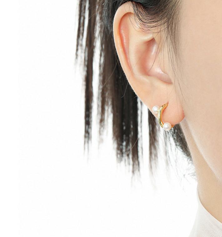 Geometric Pearl Stud Earrings