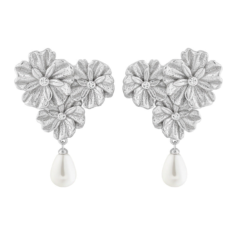 Heart Shape Flower Stud Earrings